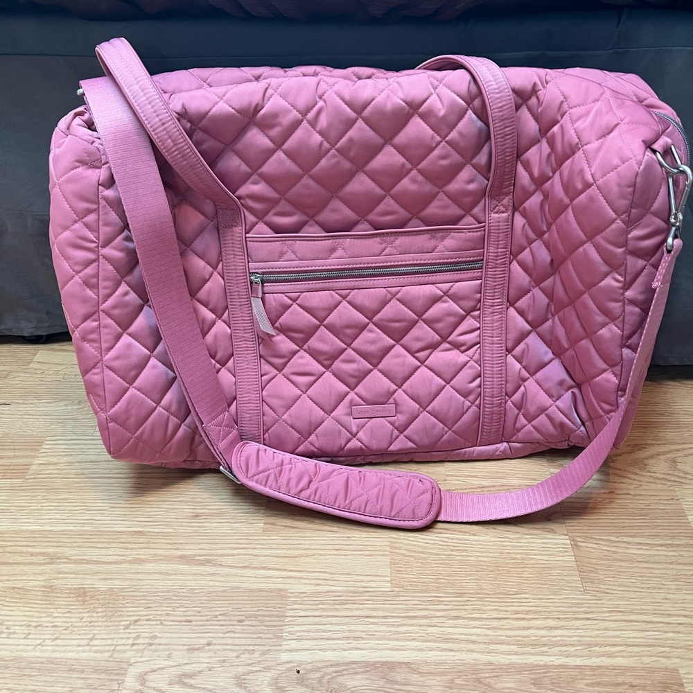 Vera Bradley lay flat duffel bag